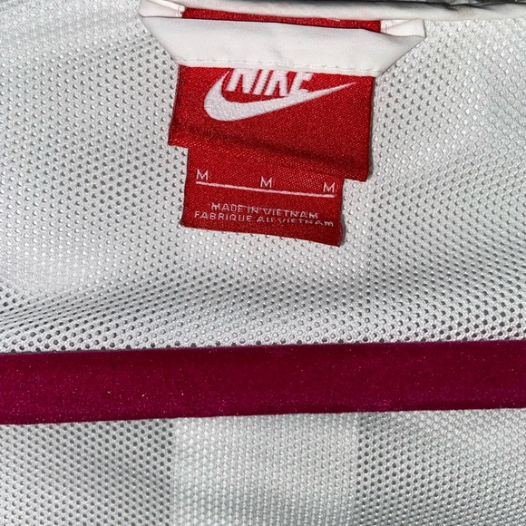 Nike Windbreaker -Black/White Color (M) - Picture 2 of 6